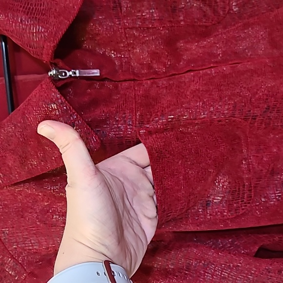 Erin Zipper Jacket - Picture 3 of 16